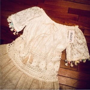 New NWT off white off shoulder lace bohemian lace dress size M/L